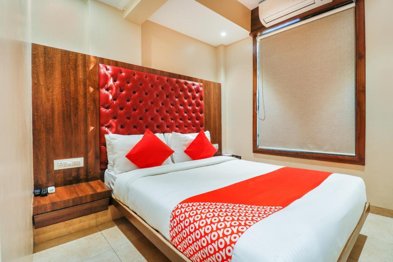 Oyo 70475 Hotel Sea Breeze Bombaj Zewnętrze zdjęcie