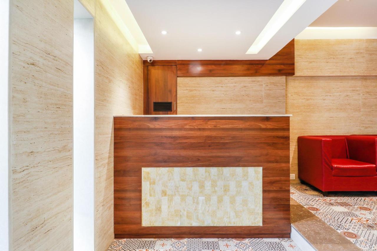 Oyo 70475 Hotel Sea Breeze Bombaj Zewnętrze zdjęcie